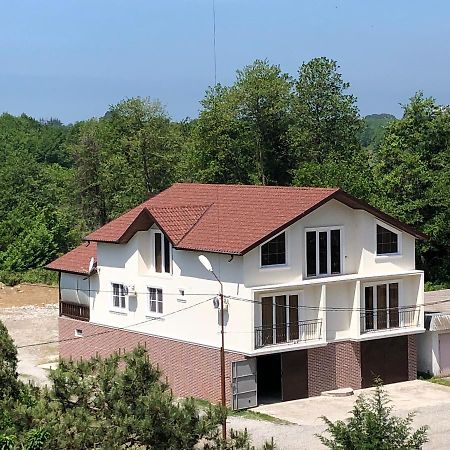 Guest House Гости Pizunda Exterior photo
